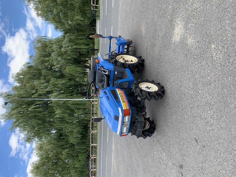 Traktorek Iseki TU155 z glebogryzarką